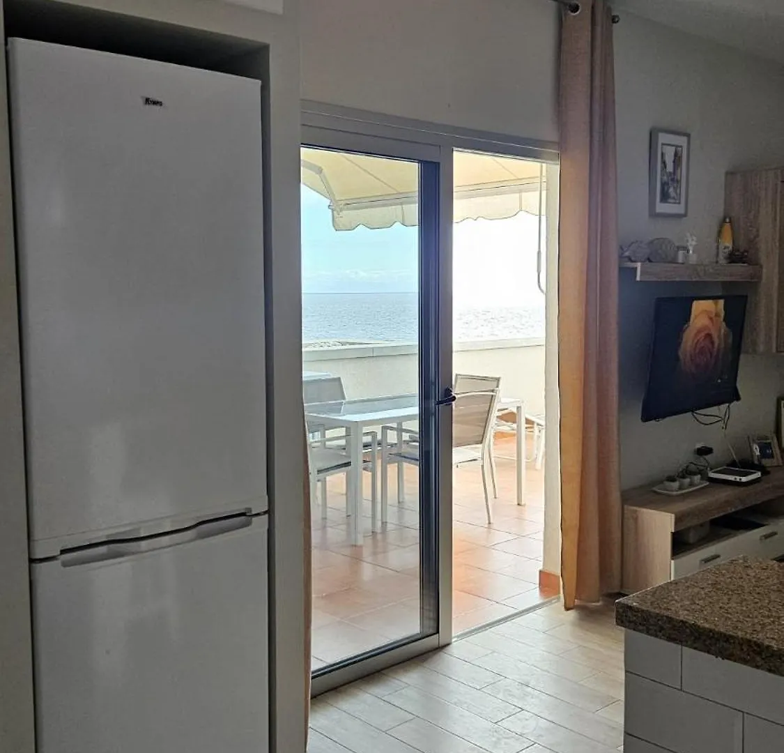 Ocean Front Playa Chica Apartment Santa Cruz de Tenerife